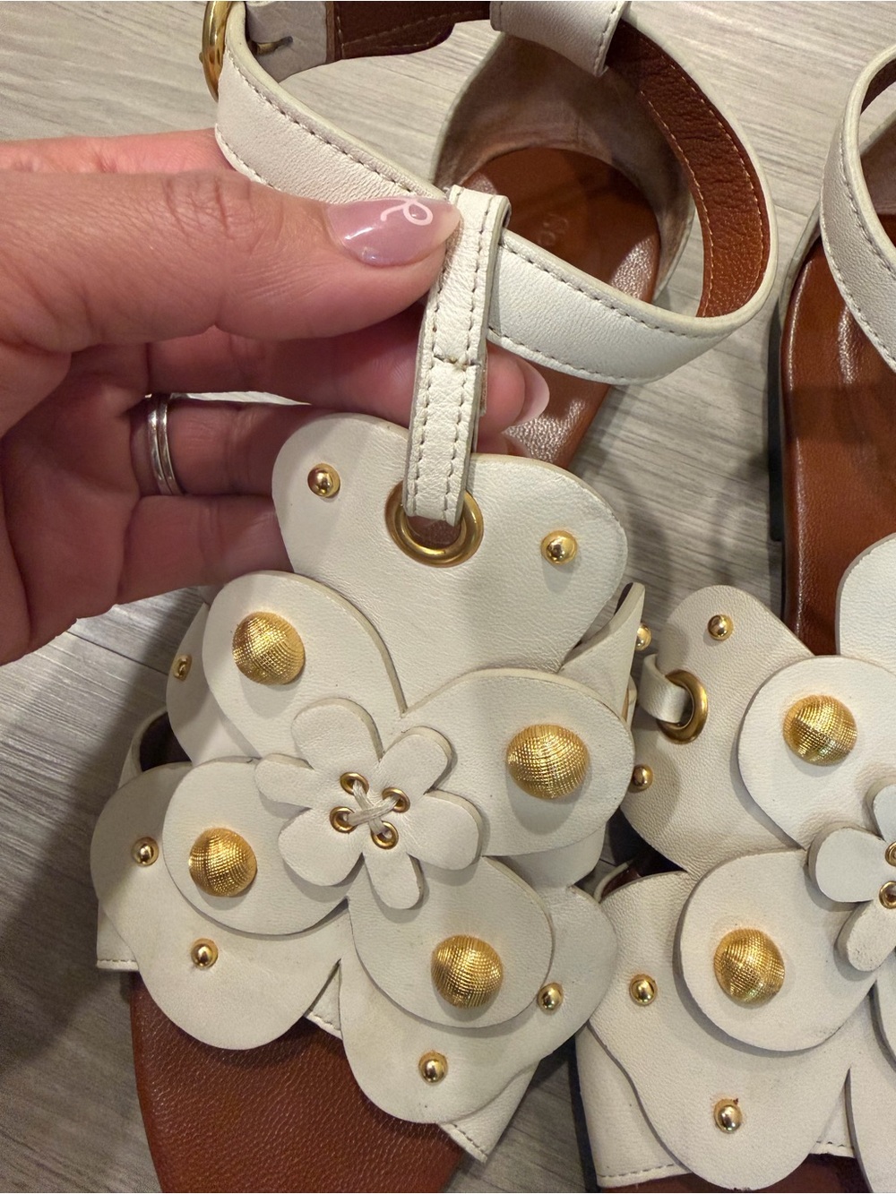 See By Chloe White Floral Leather Ankle-Strap Sandals with Gold Accents - Picture 10 of 11